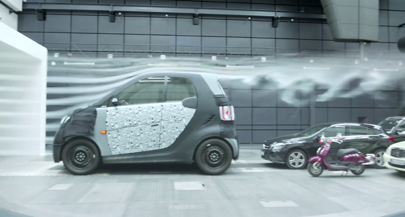 Illustration for article titled Smart Pranks Everyone With Massively Ginormous New Smart Car